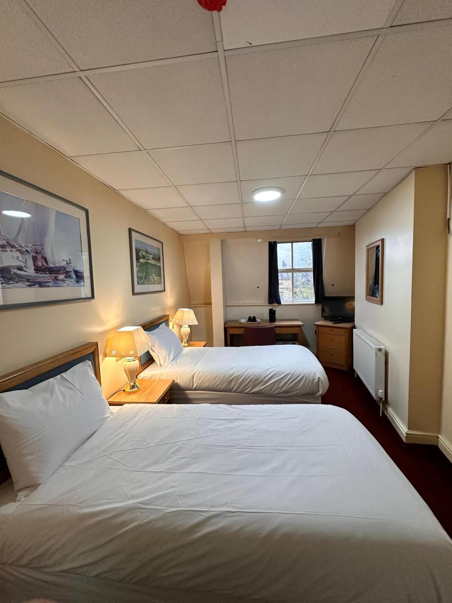 Throstles Nest Hotel Liverpool Exterior photo
