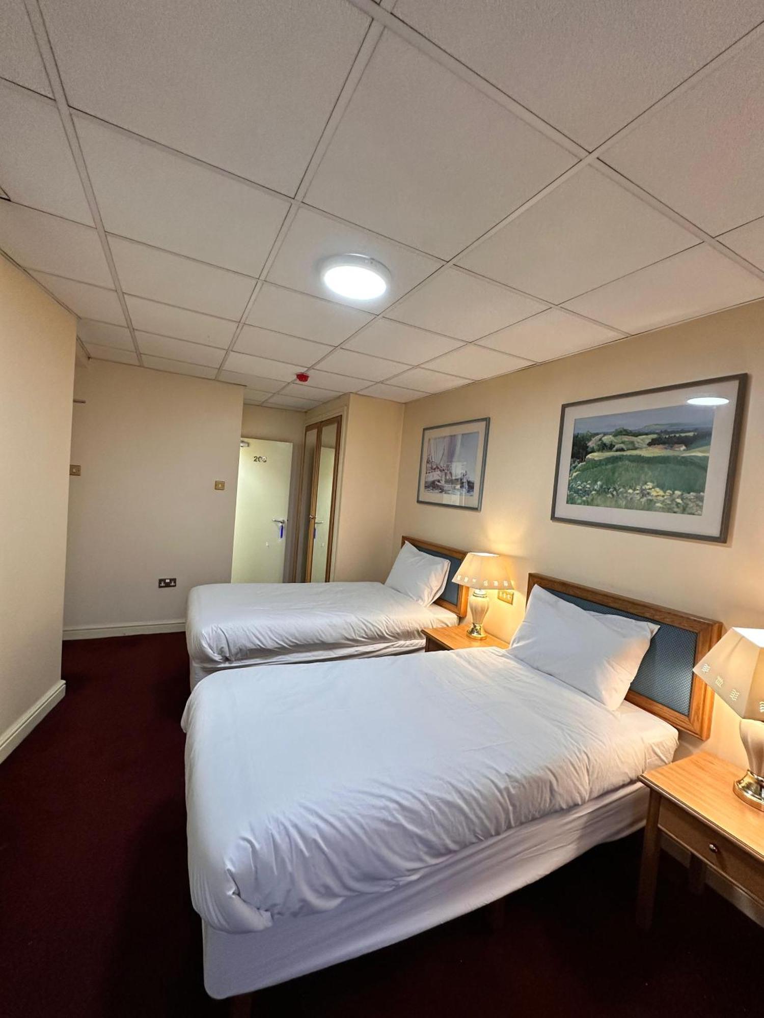 Throstles Nest Hotel Liverpool Exterior photo